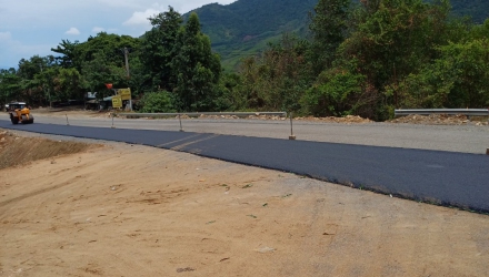 Trải thảm nhựa 001