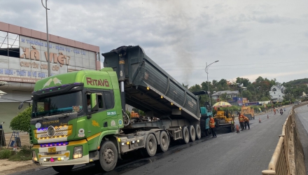 Công Trình thảm nhựa